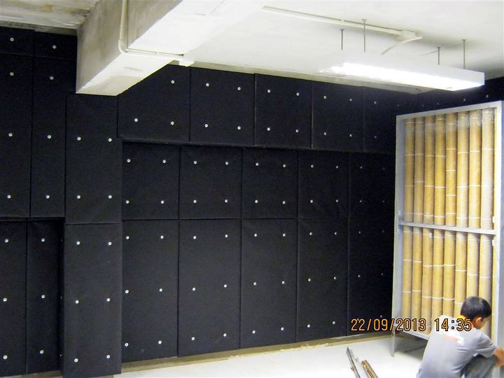 INSULATION AND SOUNDPROOFING: